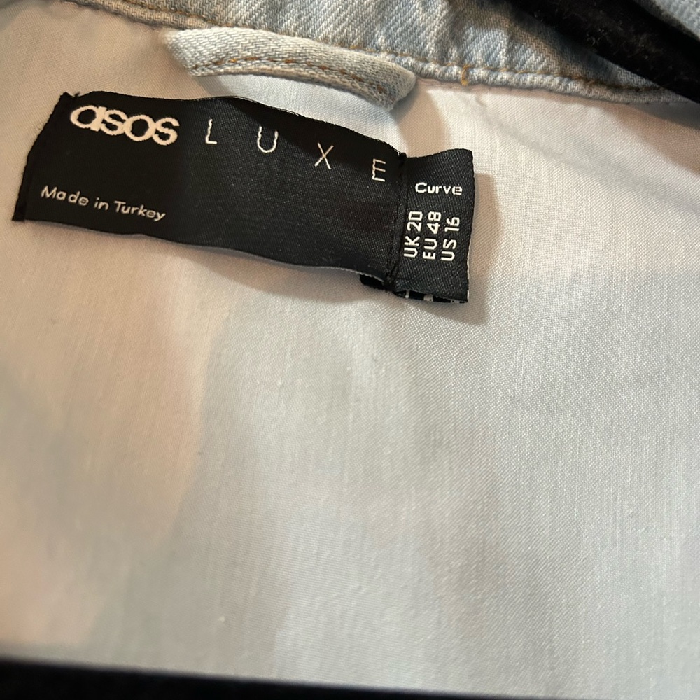 ASOS Curve Luxe Pearl Denim Jacket - Picture 10 of 11